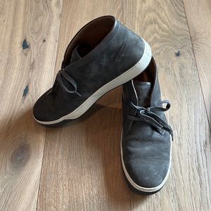 Vince Abe 2 Suede Chukka Sneaker With Leather Trim Gray size 11